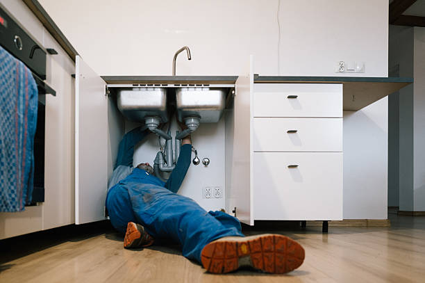 Professional Leak Detection technician working in South Weymouth, MA